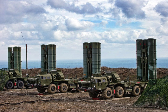 Κλαίγεται το ΝΑΤΟ για τους S-400: «Η Τουρκία δεν μας ενημέρωσε για την αγορά τους»